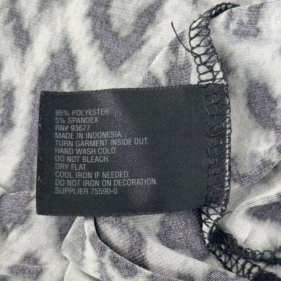 Worthington Woman 1X Long Sleeve Animal Print Tunic Top With Studded Neckline - Picture 4 of 13